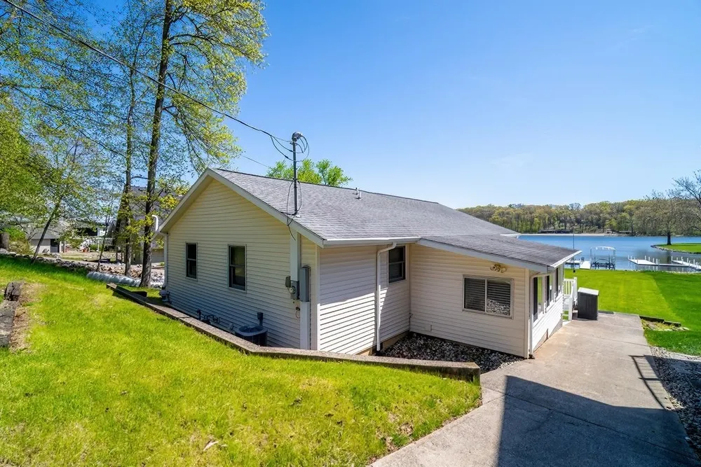 200 Lane 510D Lake James, Fremont, IN 46737
