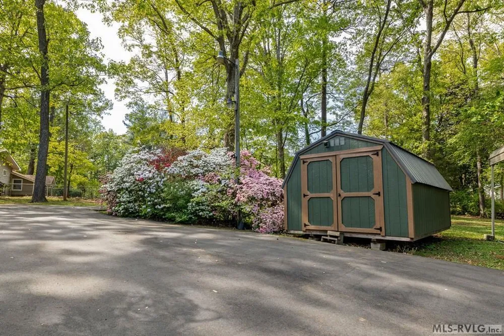 237 Parkway Dr, Littleton, NC 27850