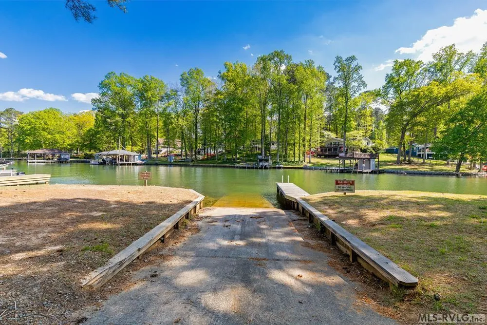 237 Parkway Dr, Littleton, NC 27850
