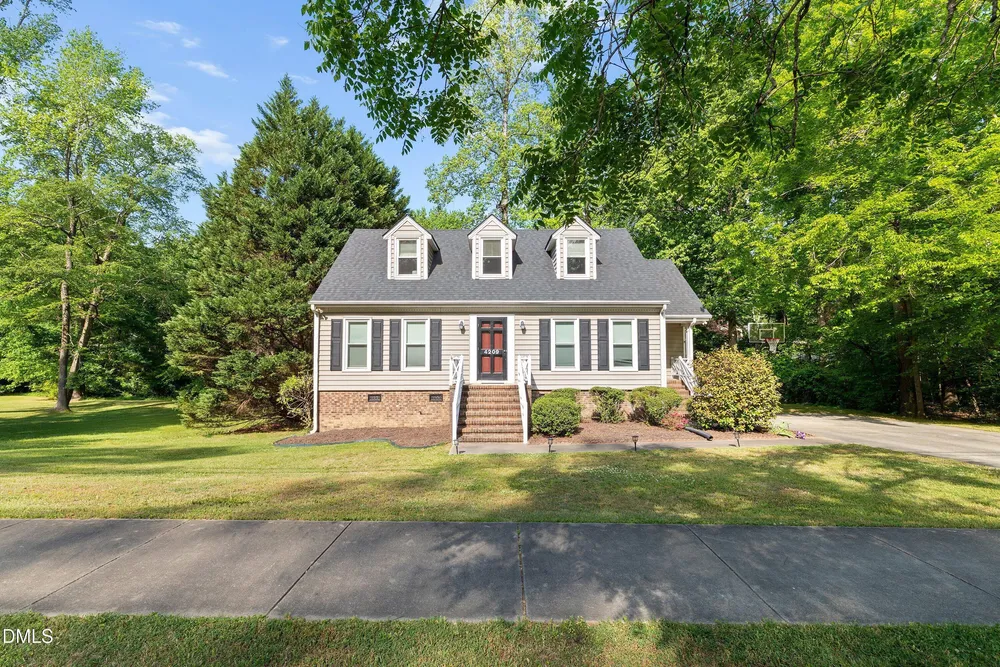 4209 Quail Hollow Dr, Raleigh, NC 27609