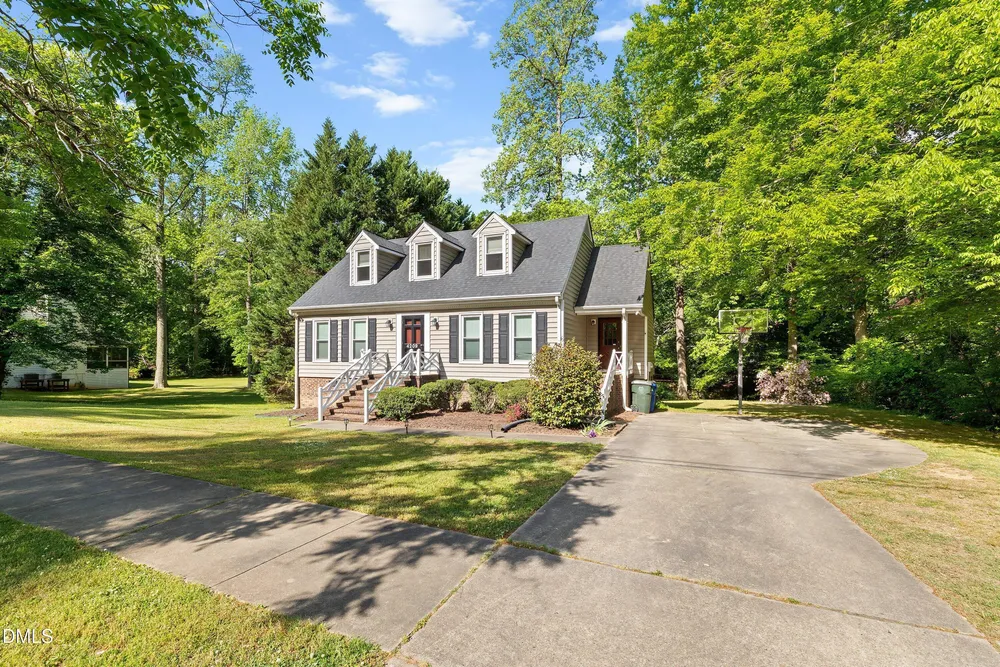 4209 Quail Hollow Dr, Raleigh, NC 27609