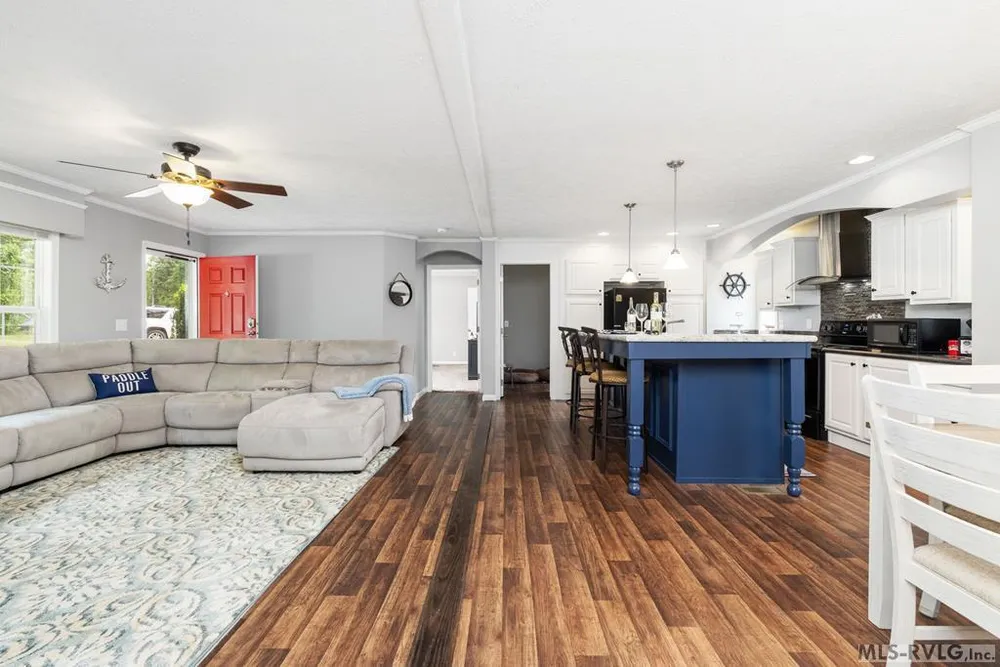 154 Herman Rd, Bracey, VA 23919