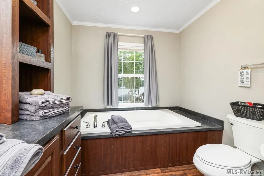 154 Herman Rd, Bracey, VA 23919