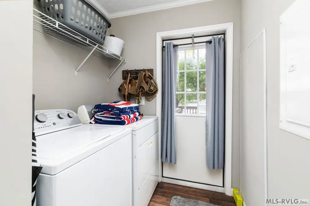 154 Herman Rd, Bracey, VA 23919