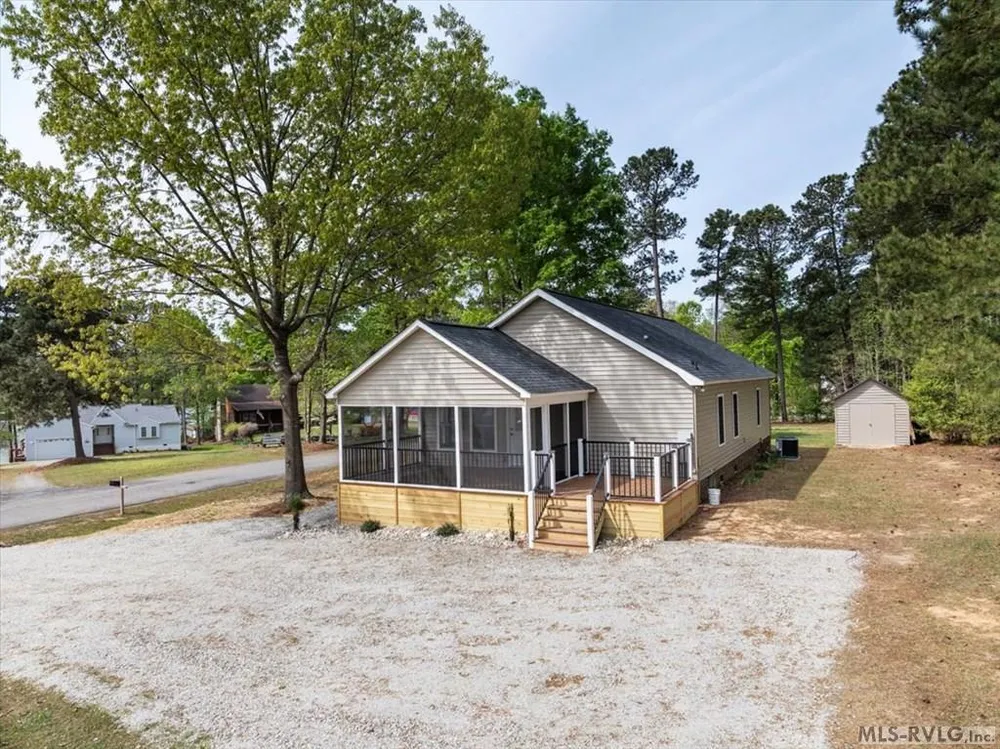 192 Pier Point Dr, Henrico, NC 27842