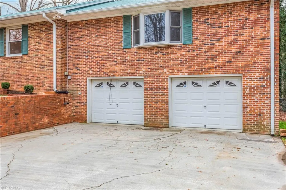145 Terrie Dr, Winston Salem, NC 27107