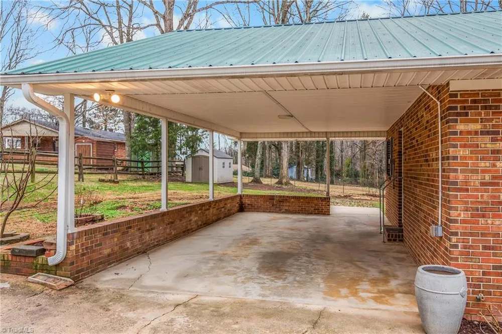 145 Terrie Dr, Winston Salem, NC 27107