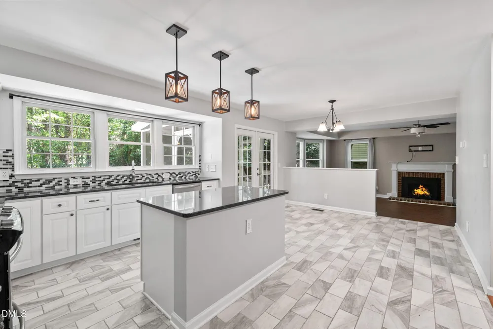3020 Plaza Pl, Raleigh, NC 27612