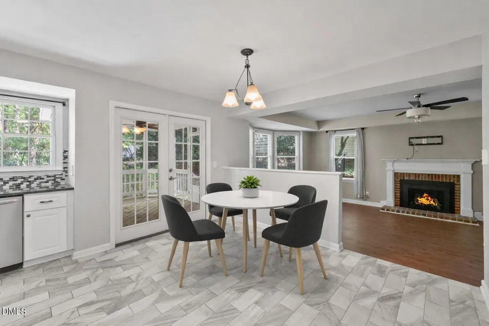 3020 Plaza Pl, Raleigh, NC 27612