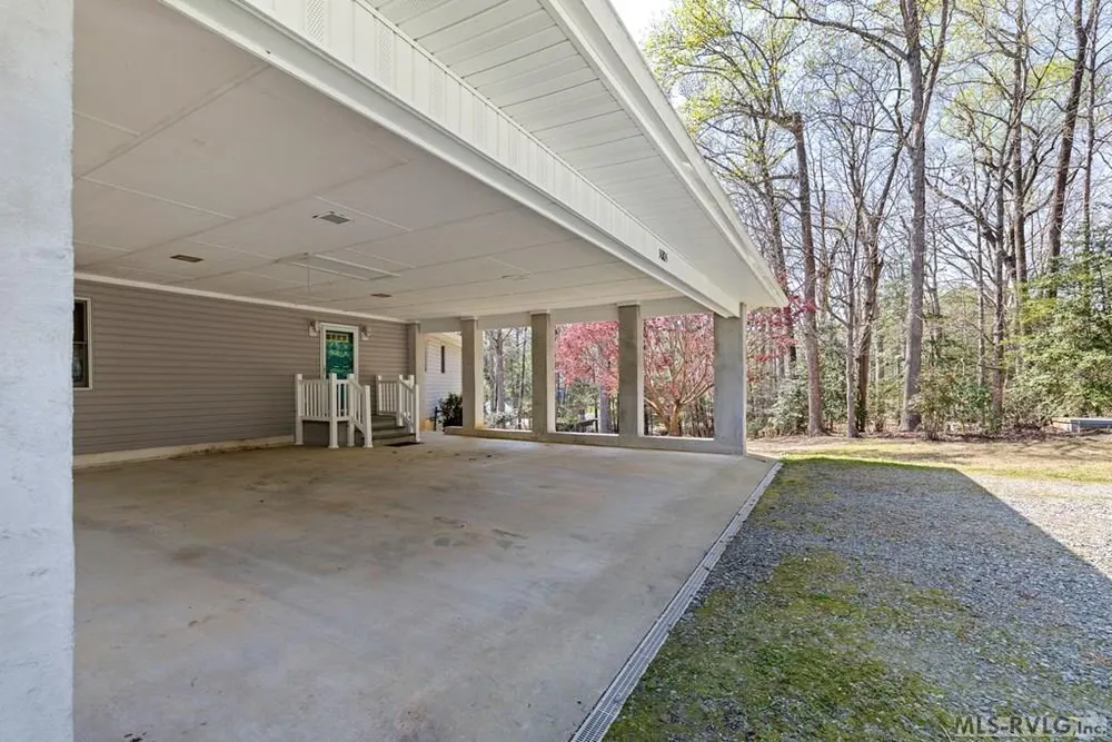 3005 River Rd, Henrico, NC 27842