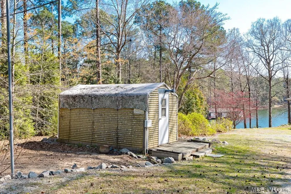 3005 River Rd, Henrico, NC 27842
