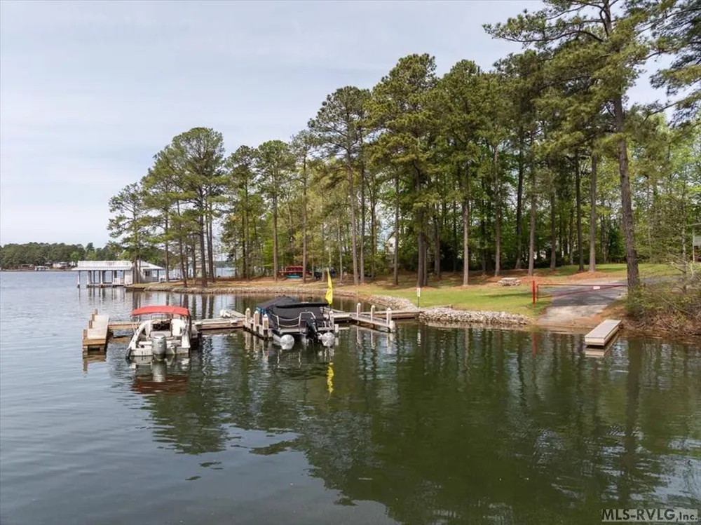 192 Pier Point Dr, Henrico, NC 27842