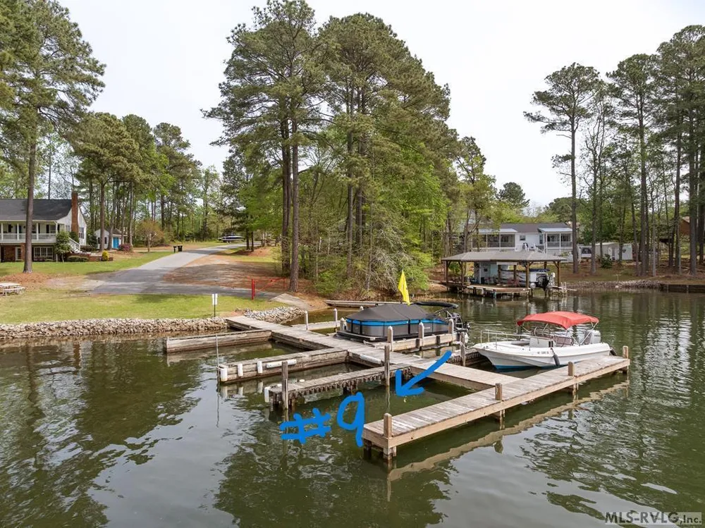 192 Pier Point Dr, Henrico, NC 27842