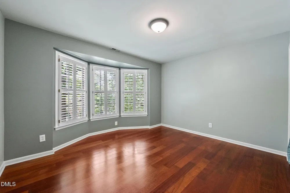 3020 Plaza Pl, Raleigh, NC 27612