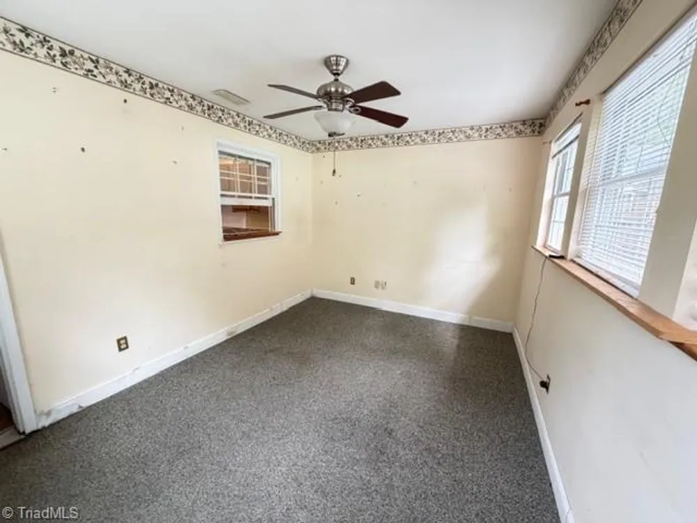 1870 Lantana Dr, Winston Salem, NC 27127