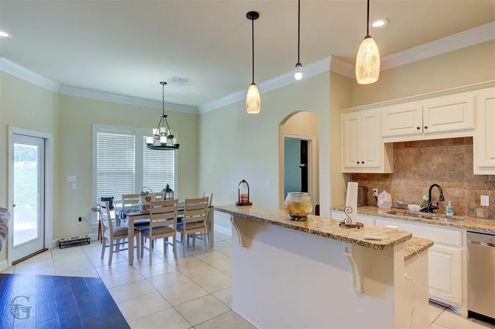 5546 Northwood South Rd, Shreveport, LA 71107