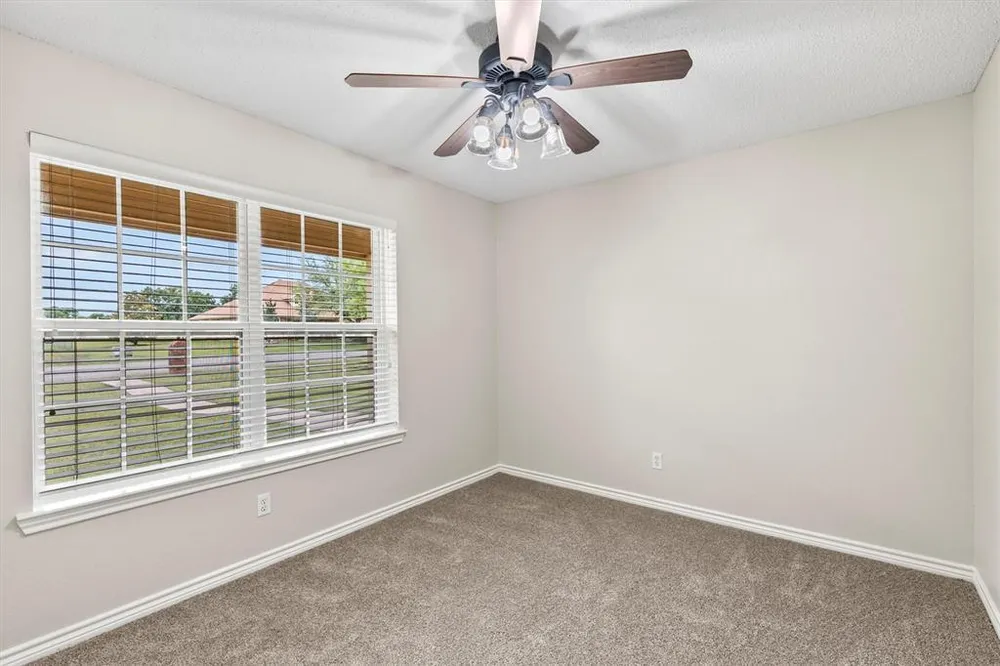 6581 Meadow Ridge Circle, Nevada, TX 75173