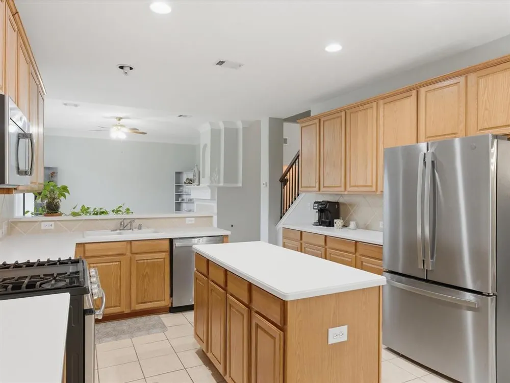 1104 Churchill Dr, Frisco, TX 75036