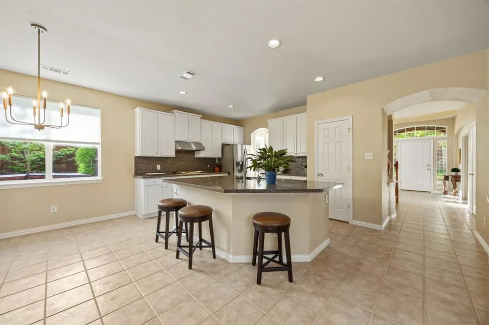 2139 Barret Dr, Frisco, TX 75033