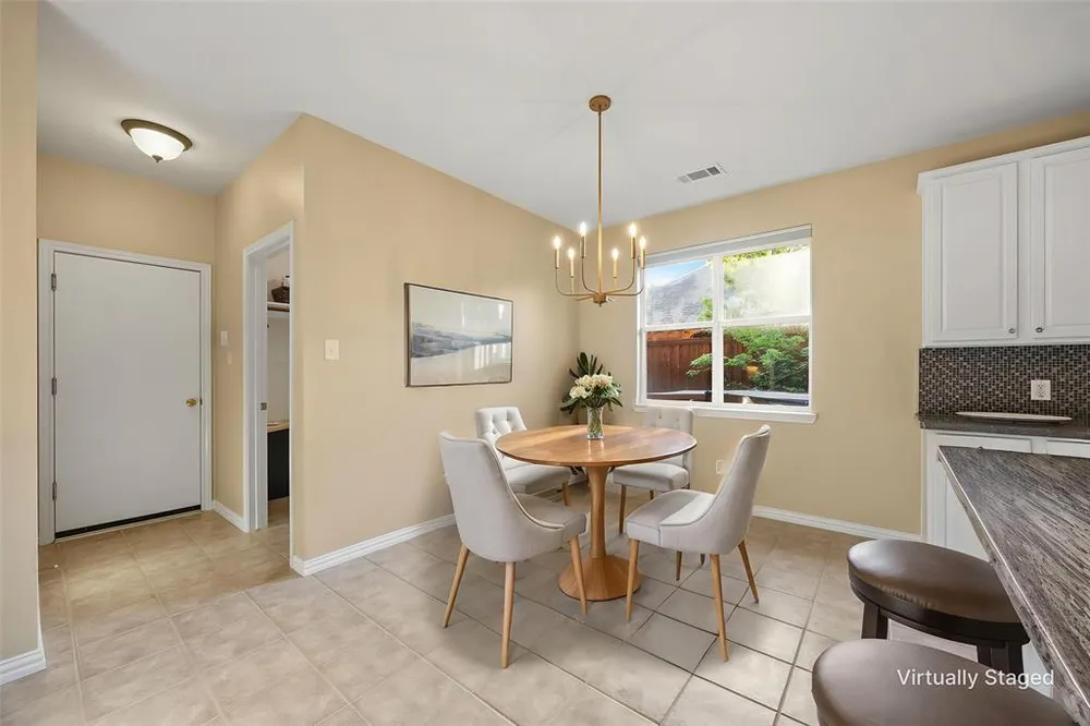 2139 Barret Dr, Frisco, TX 75033
