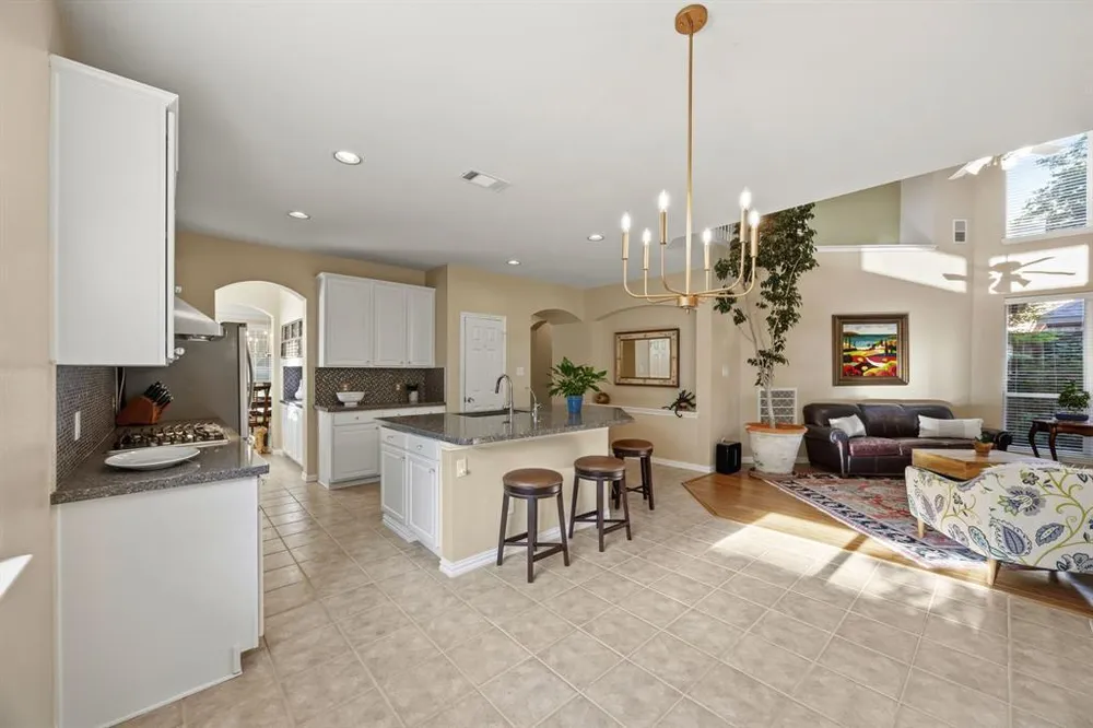 2139 Barret Dr, Frisco, TX 75033