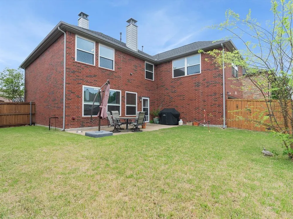 1104 Churchill Dr, Frisco, TX 75036