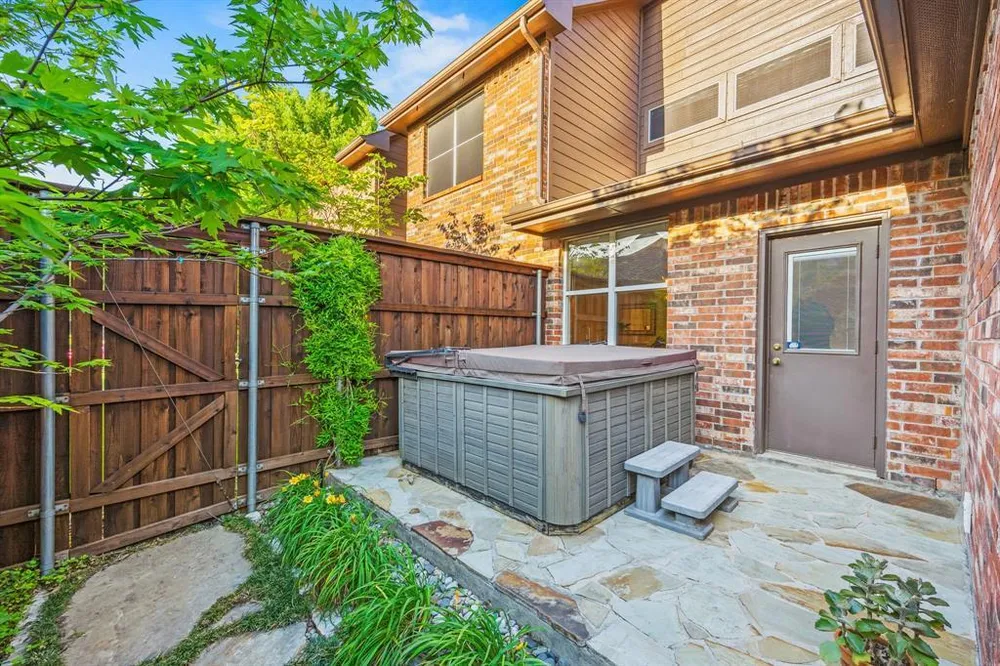 2139 Barret Dr, Frisco, TX 75033