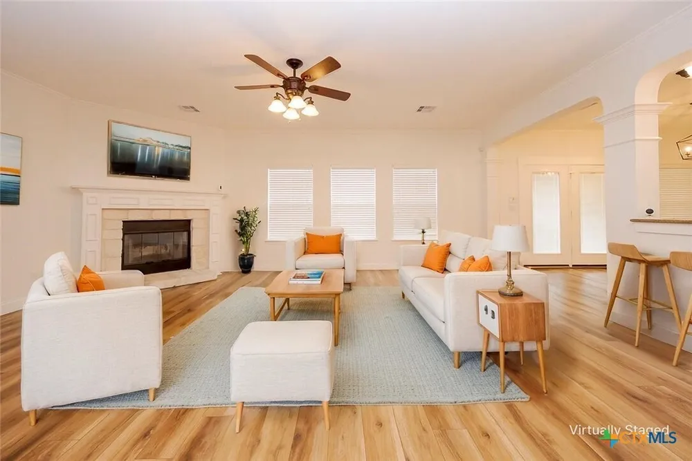 303 Crowfoot Dr, Harker Heights, TX 76548