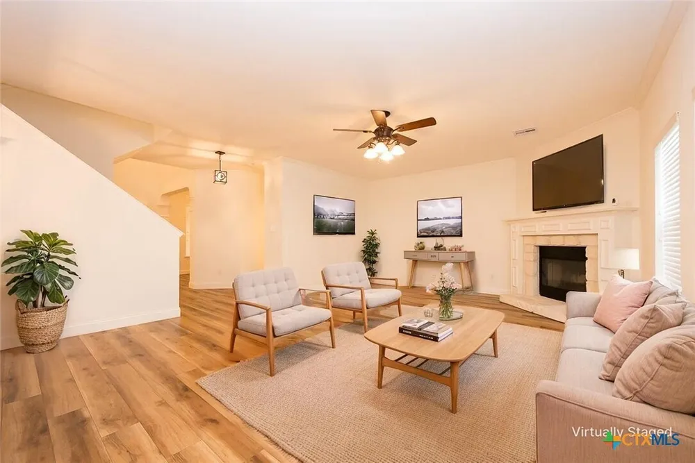 303 Crowfoot Dr, Harker Heights, TX 76548