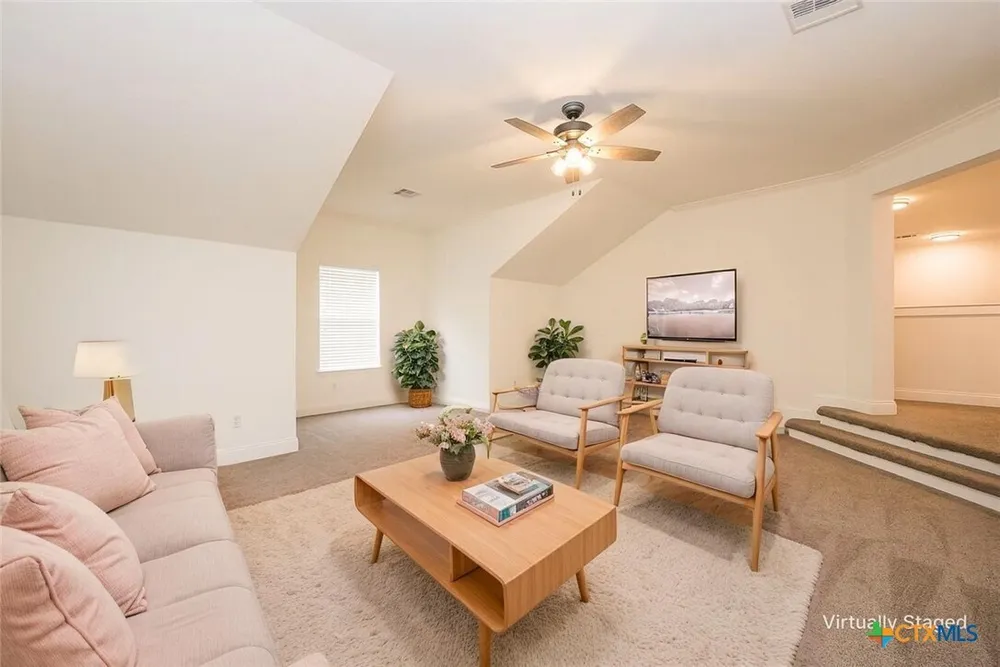 303 Crowfoot Dr, Harker Heights, TX 76548