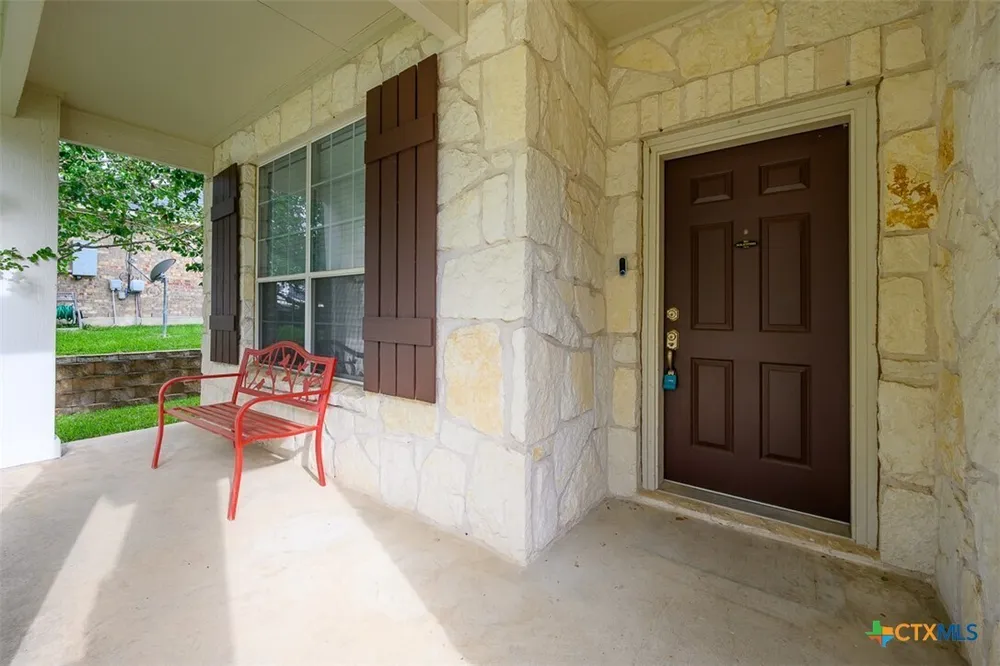 303 Crowfoot Dr, Harker Heights, TX 76548