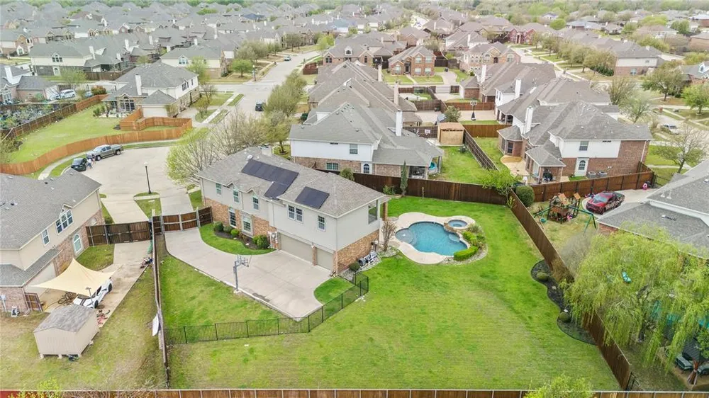 613 Windward Dr, Murphy, TX 75094