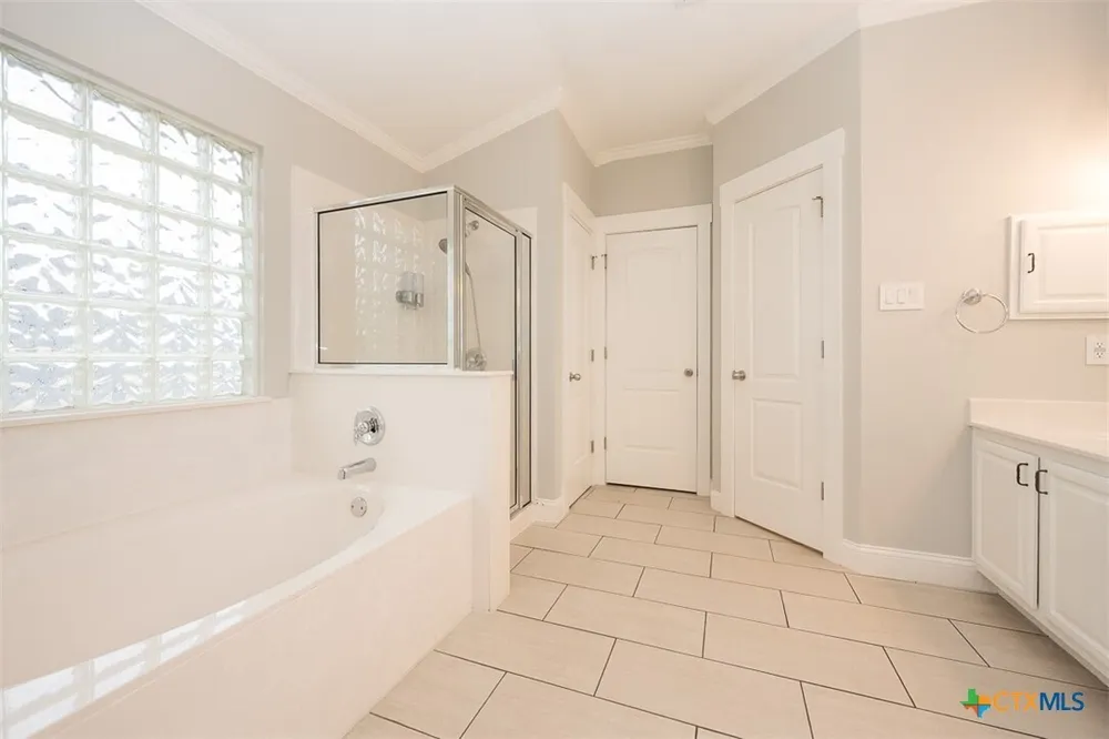 303 Crowfoot Dr, Harker Heights, TX 76548