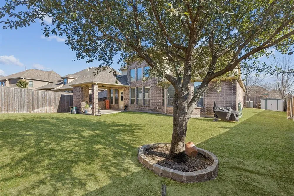 112 Chatfield Dr, Rockwall, TX 75087