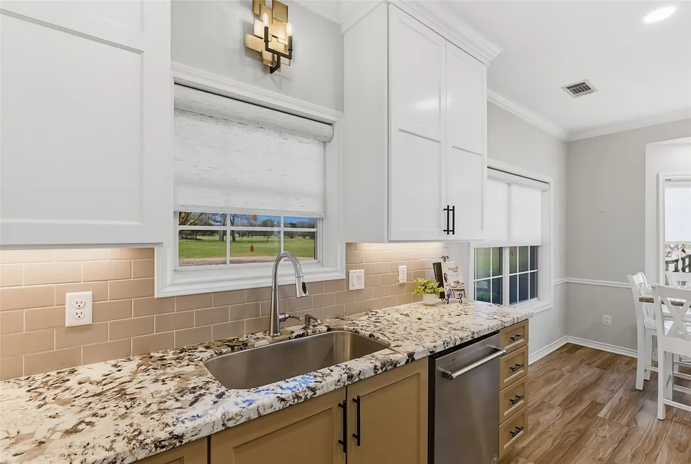 1405 Harpers Ferry Rd, College Station, TX 77845