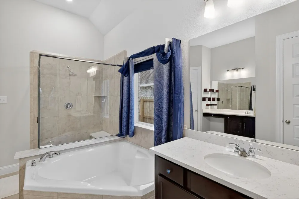 2525 Bramber Drive, College Station, TX 77845