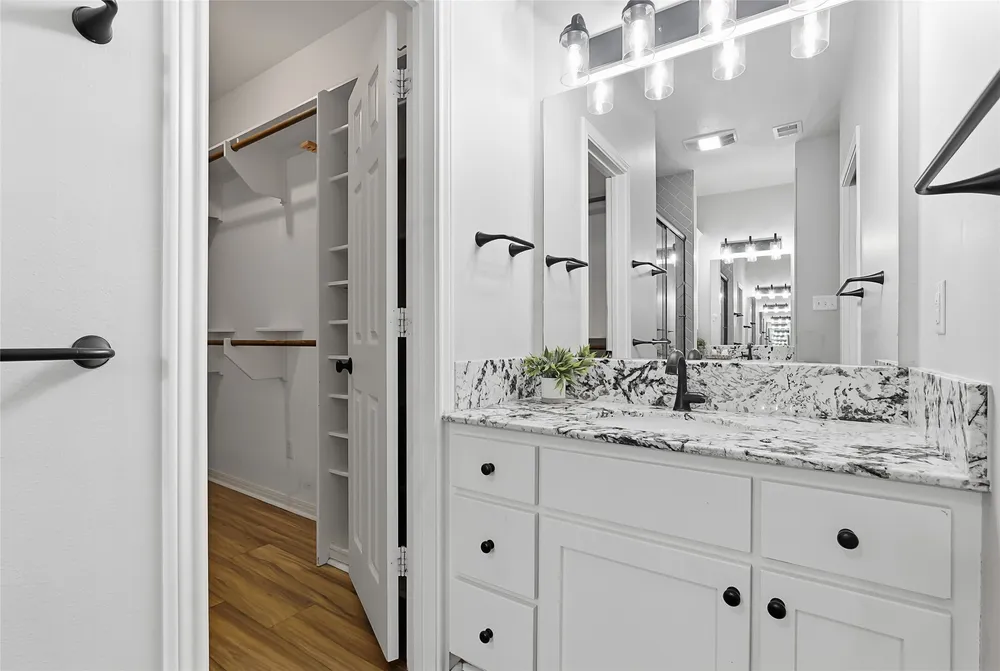1405 Harpers Ferry Rd, College Station, TX 77845