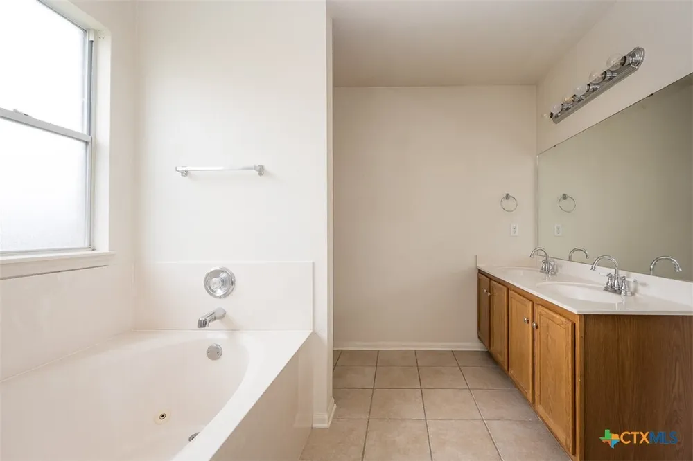 3501 Starfish Dr, Killeen, TX 76549
