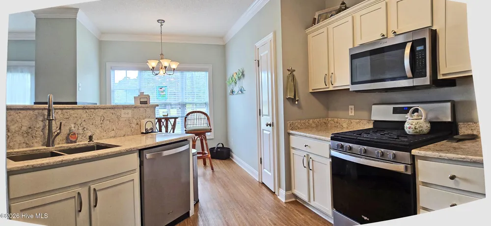 55 Country Club Dr, Shallotte, NC 28470