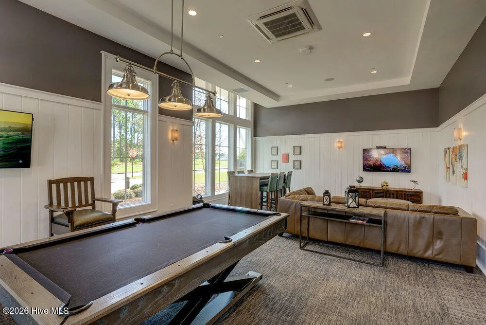 725 Wharton Ave, Wilmington, NC 28412