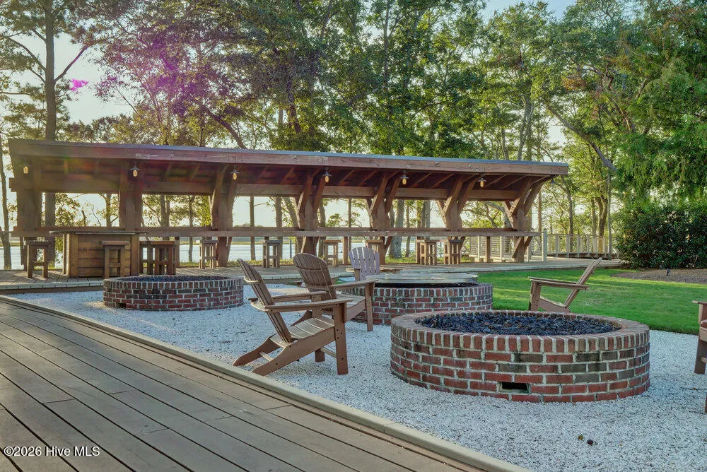 725 Wharton Ave, Wilmington, NC 28412