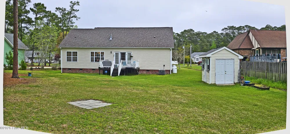 55 Country Club Dr, Shallotte, NC 28470