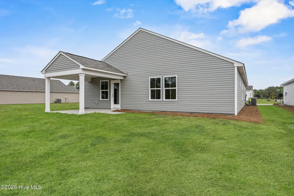 16 Wendy Ln, Shallotte, NC 28470