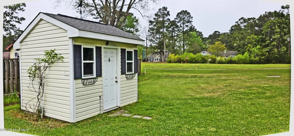 55 Country Club Dr, Shallotte, NC 28470