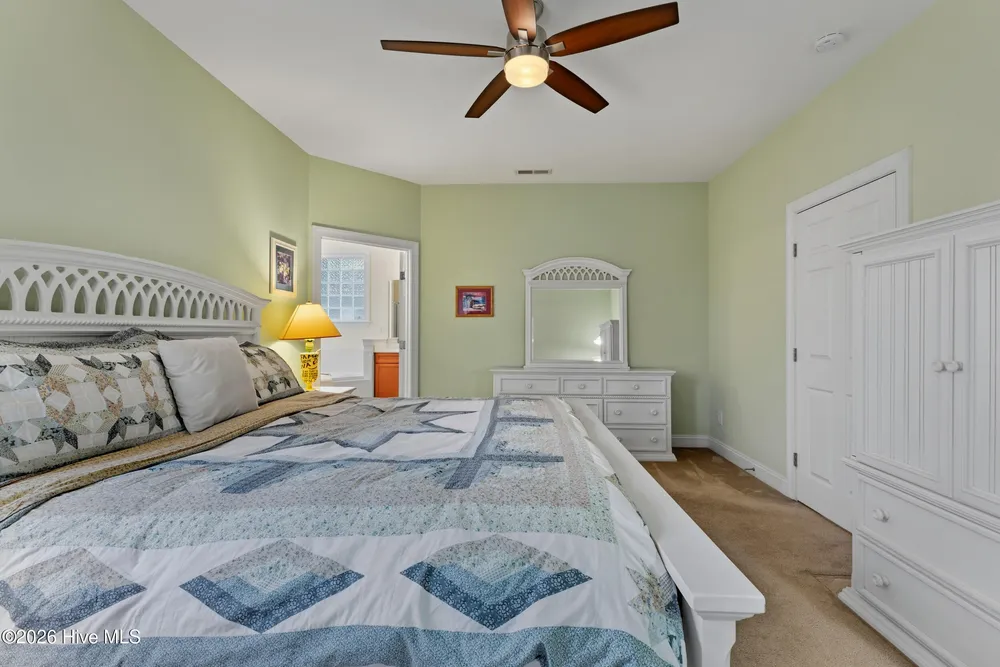 1019 Meadowgrass Ln, Leland, NC 28451