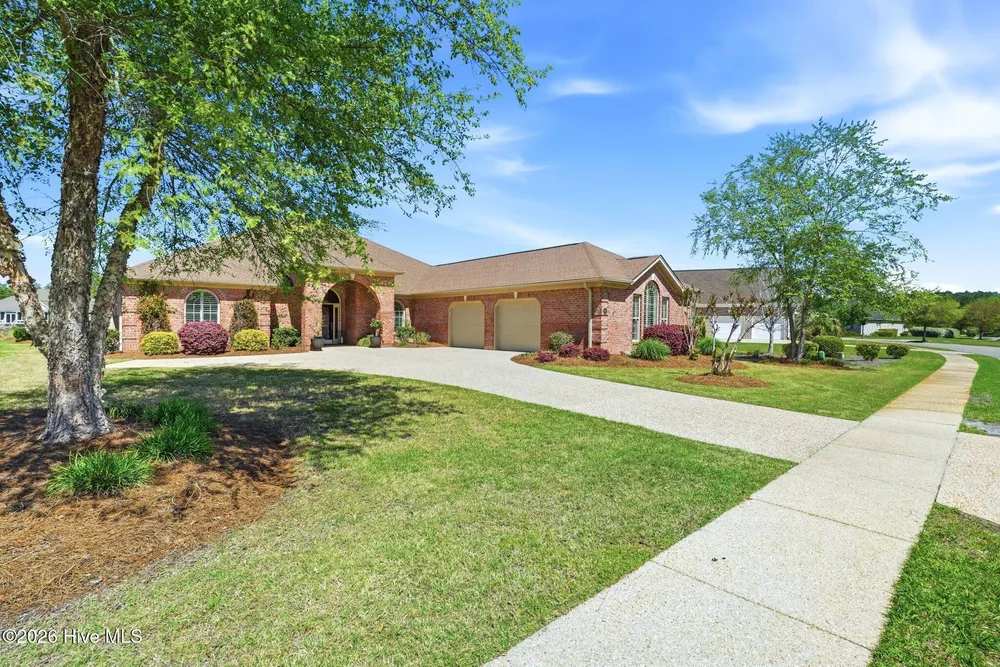 2166 Talmage Dr, Leland, NC 28451