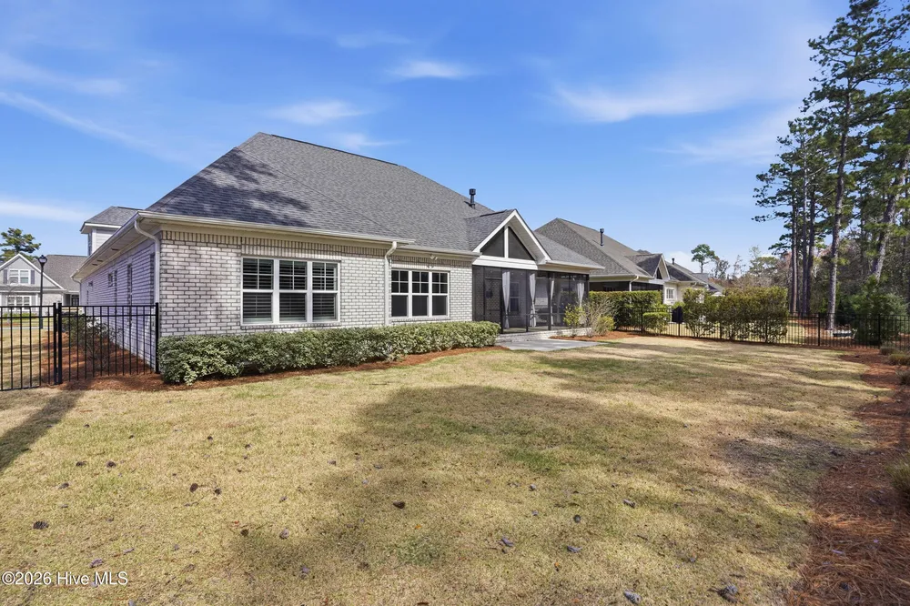 2148 Whiskey Branch Dr, Wilmington, NC 28409