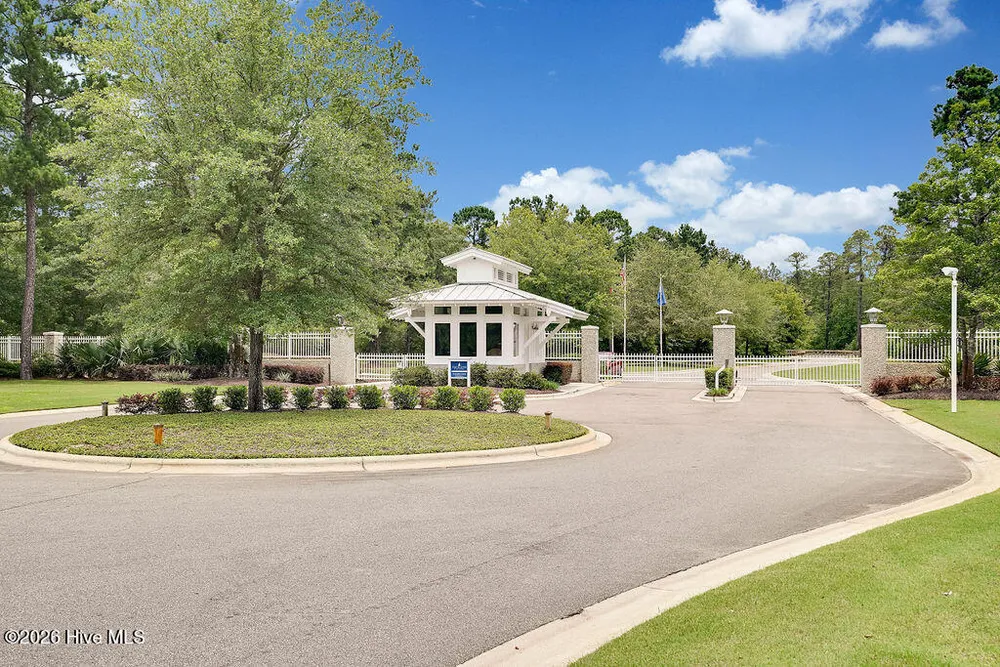 9599 Fallen Pear Ln NE, Leland, NC 28451