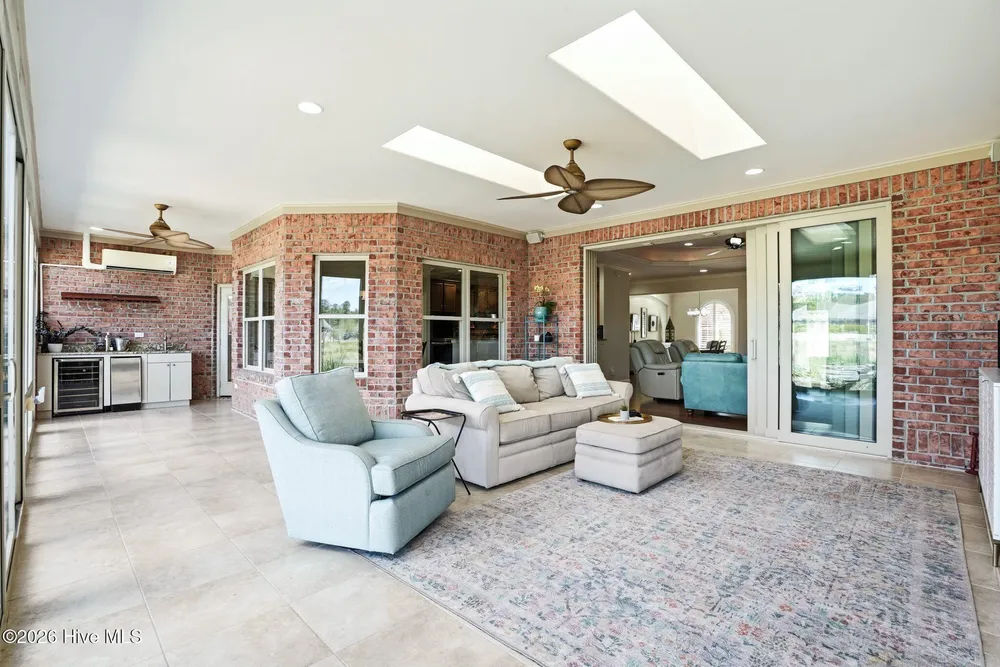 2166 Talmage Dr, Leland, NC 28451