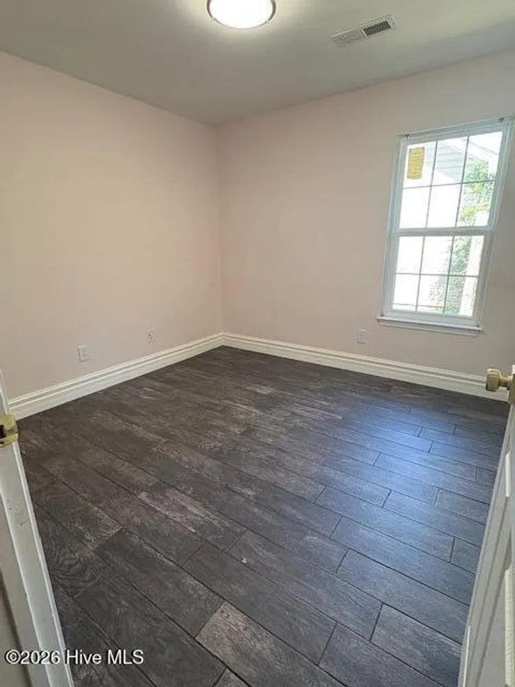 4258 Sunglow Dr, Wilmington, NC 28405